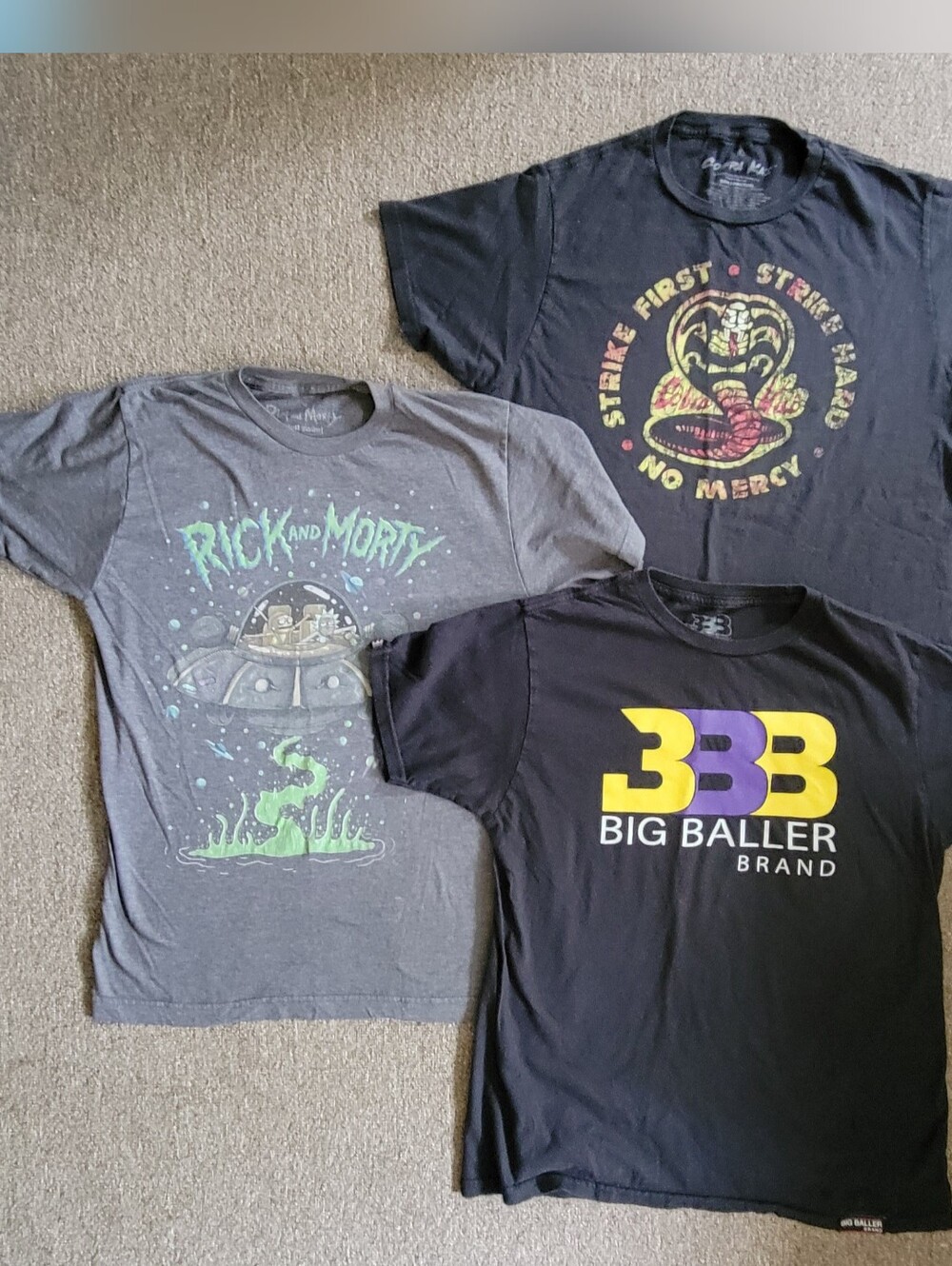 Men's Size M Bundle of 3 T-shirts